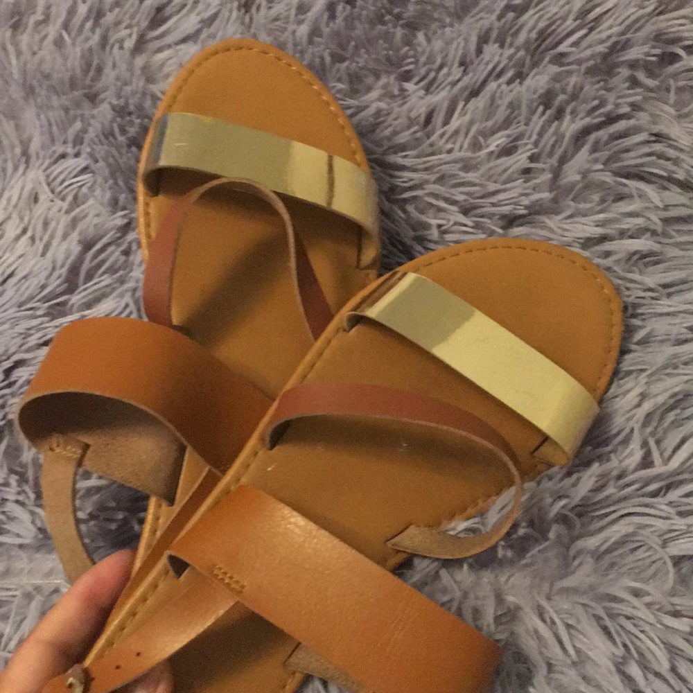 Sandals - Picture 4 of 5
